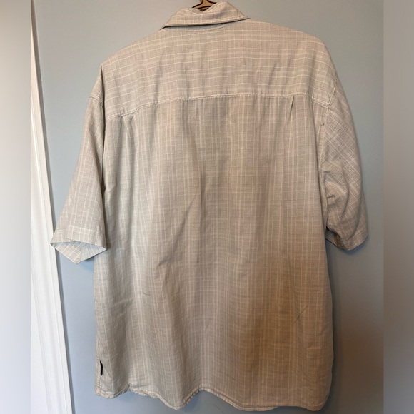 Royal Robbin’s Men’s button down shirt - Picture 5 of 5